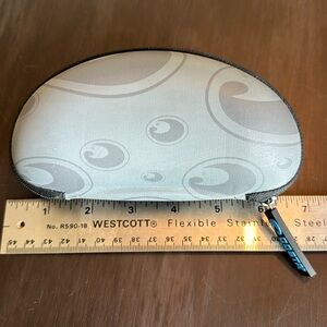 COSTA DEL MAR Clamshell Sunglasses Case